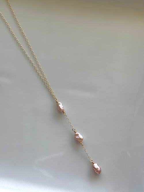 3 KESHI PEARL LARIAT