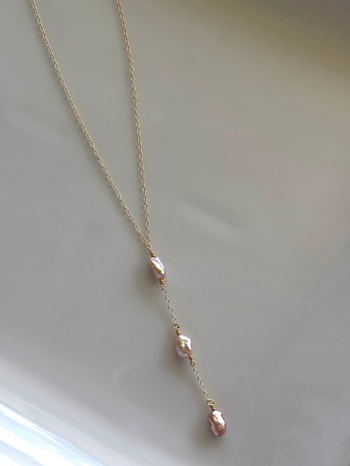 3 KESHI PEARL LARIAT