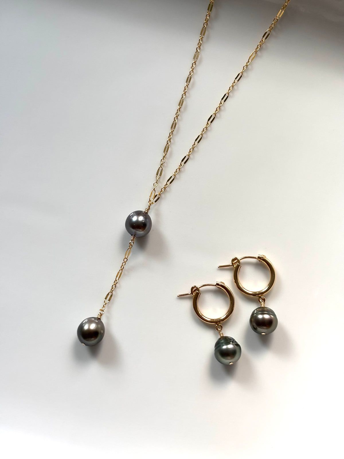 DOUBLE TAHITIAN LARIAT
