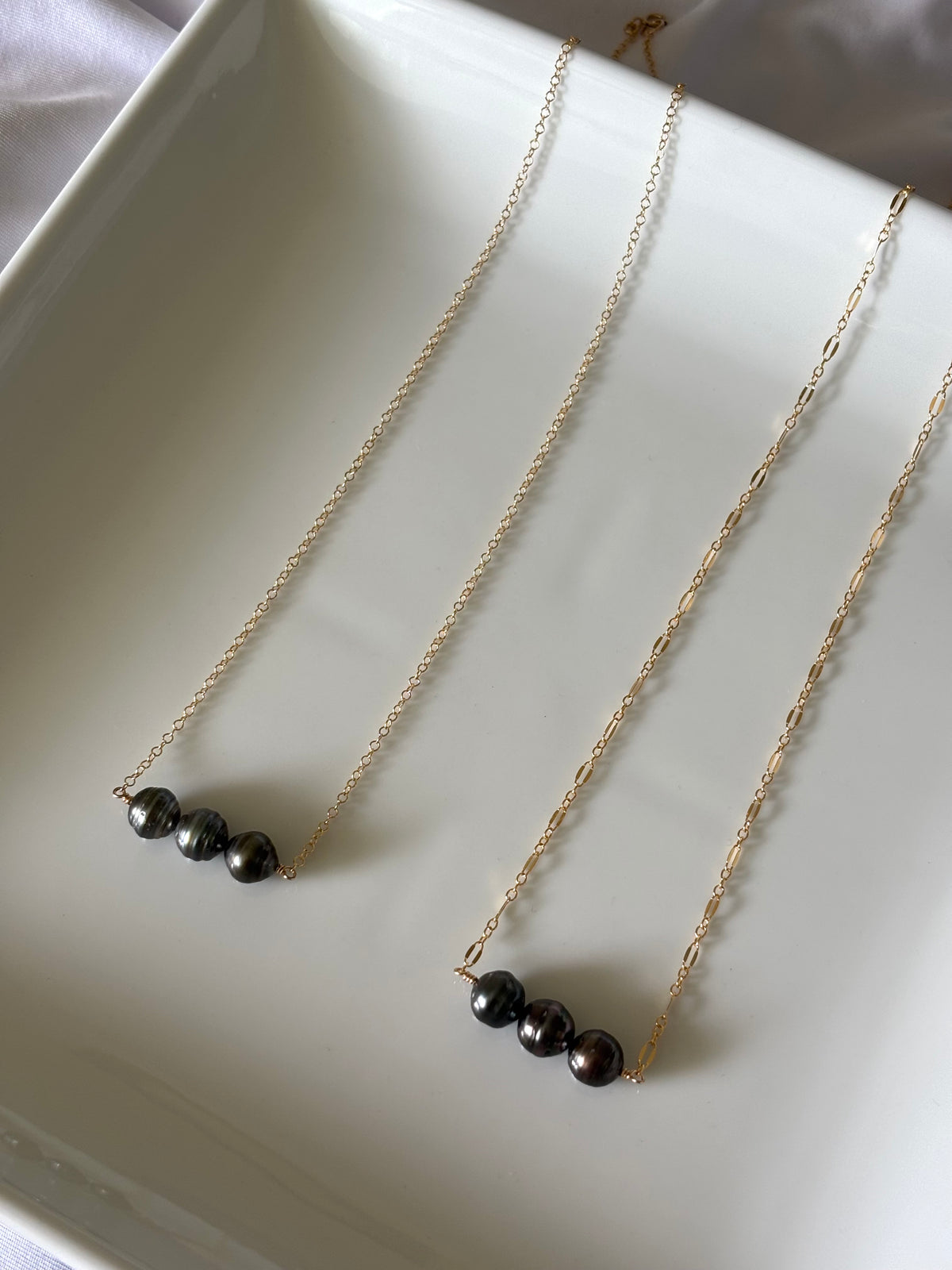 TAHITIAN TRIPLE BAR NECKLACE