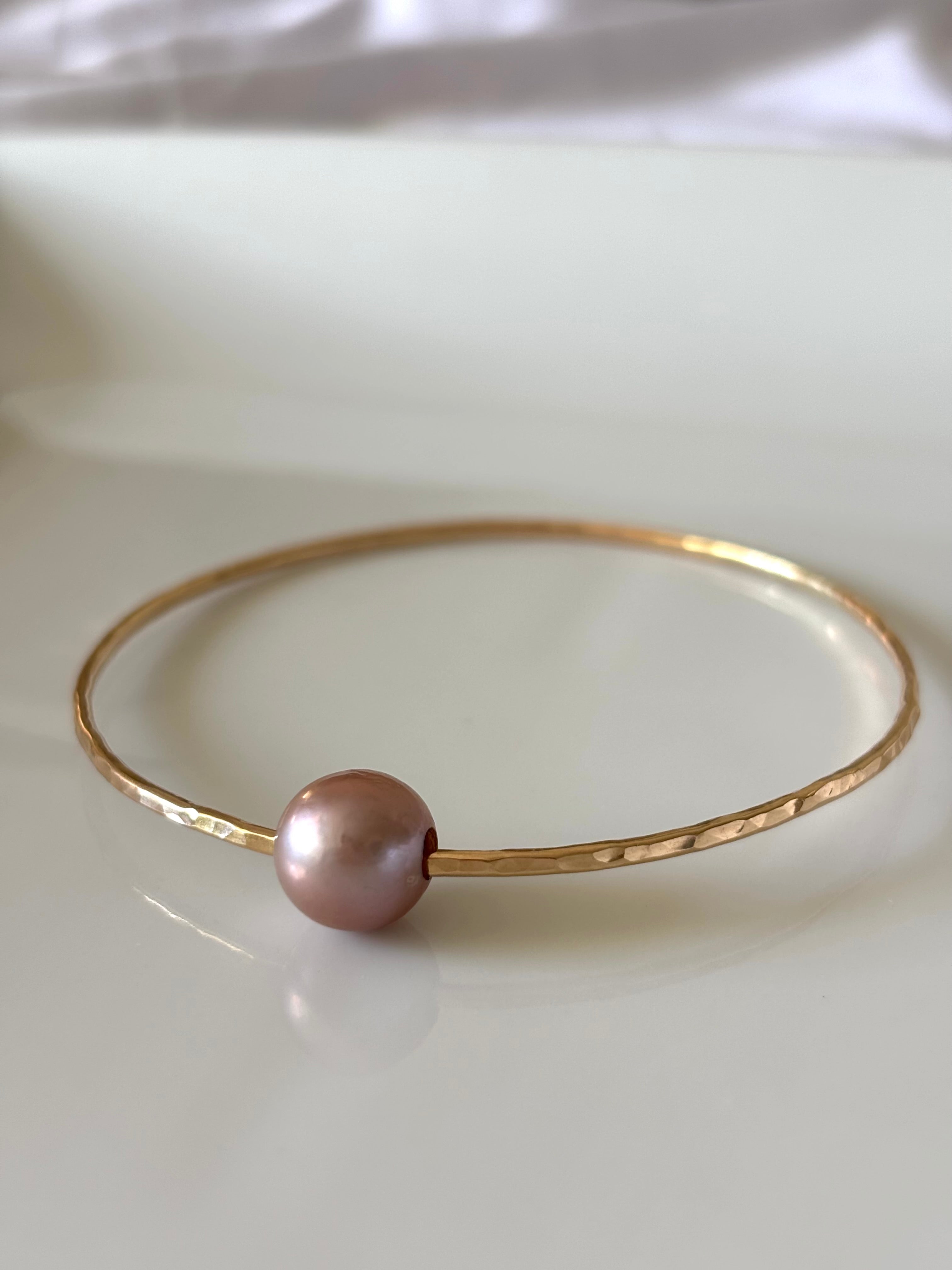 EDISON PEARL BANGLE
