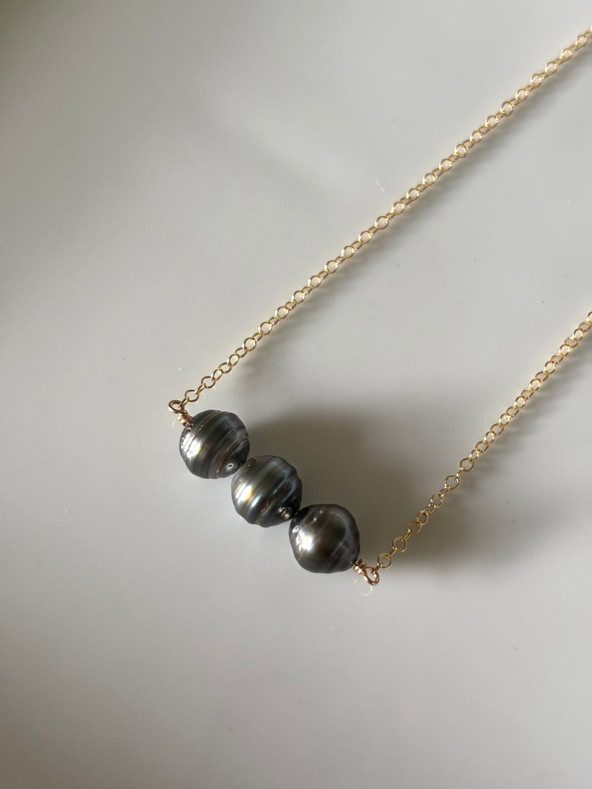 TAHITIAN TRIPLE BAR NECKLACE